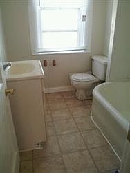 2nd image of 3113 Pelham Ave