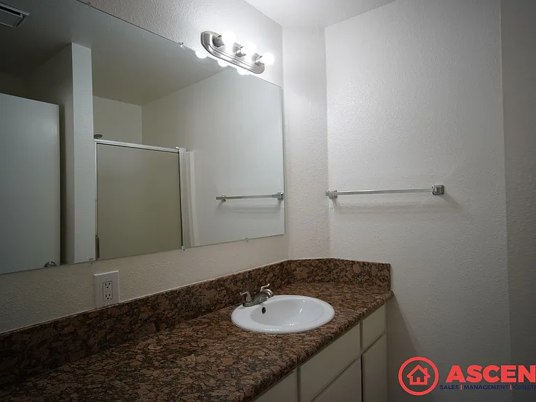 11900 Handel Ave #1-4 — Photo 7