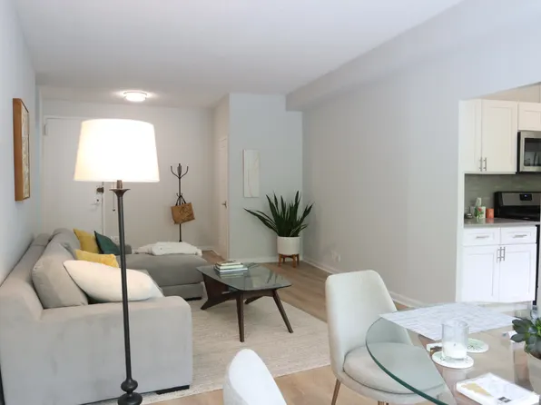 4455 Douglas Avenue 3A image 3 of 12