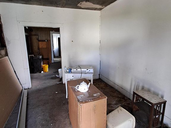 5th image of 209 Jervis St
