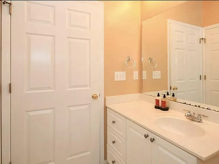 653 Brandermill Rd #103 — Photo 20