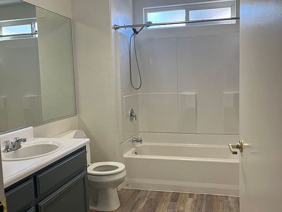3rd image of 8216 Whitewater Dr #4