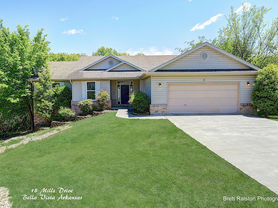 1st image of 18 Mills Dr
