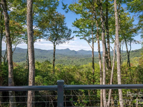 519 Eagle Dr, Sapphire, NC 28774