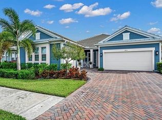 3821 Helmsman Dr, Naples, FL 34120