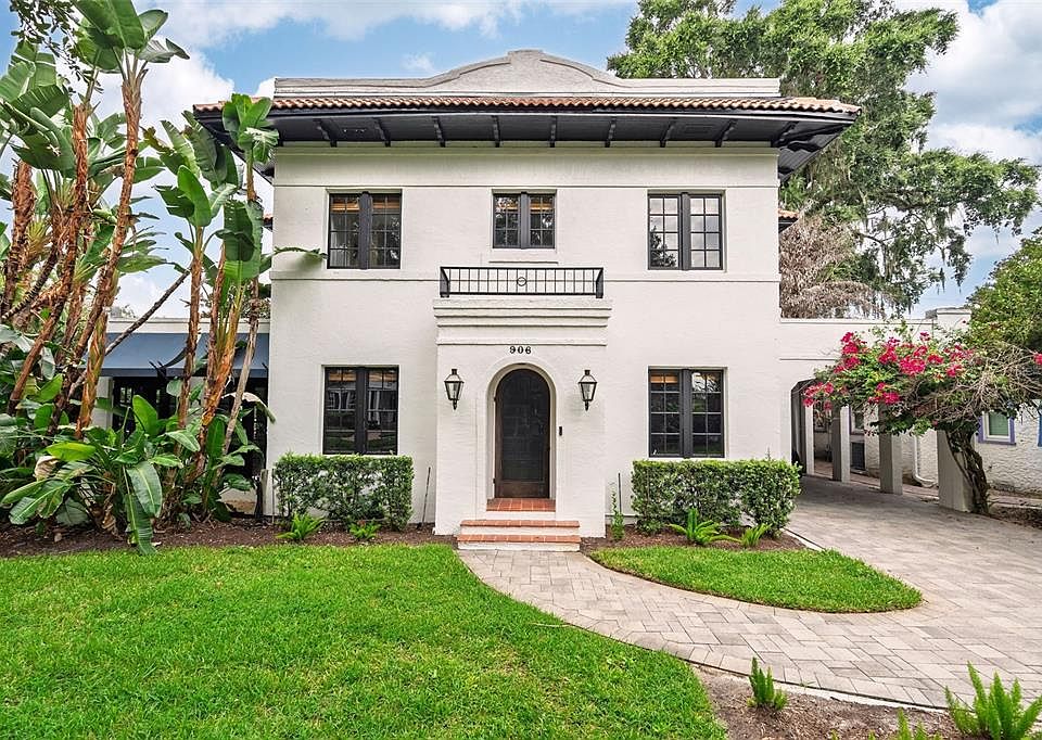 1st image of 906 ALHAMBRA COURT