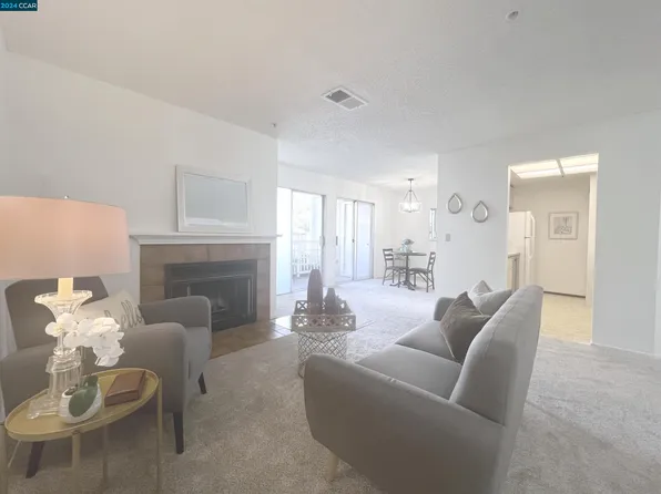 2709 Oak Rd, Walnut Creek, CA 94597