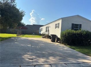 145 Danos Ln, Belle Chasse, LA 70037