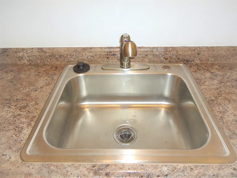195 E Reed St #4 — Photo 6