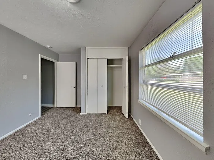 2126 Ridgeway St — Photo 13