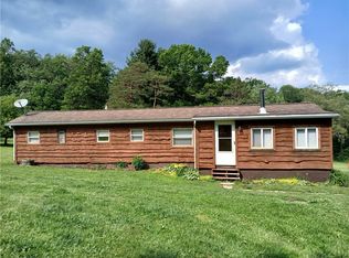 628 Claypike Rd, Acme, PA 15610