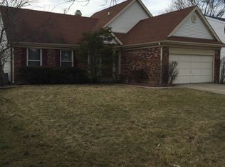 317 Appleton Dr, Vernon Hills, IL 60061