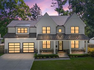 1013 Woodlea Rd, Birmingham, MI 48009