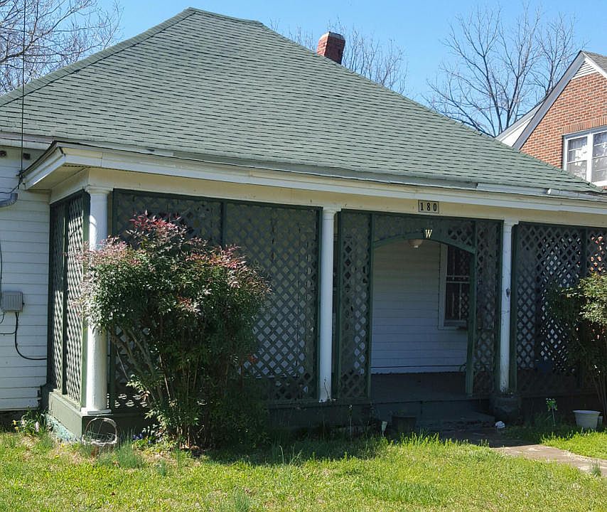 1st image of 180 Orchard Ave
