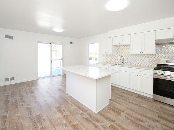 2nd image of 46 South Pkwy #1