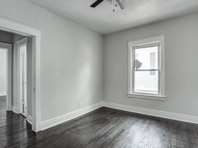 3233 Park Ave — Photo 17