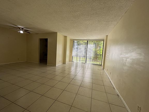 2nd image of 17021 N Bay Rd APT 122