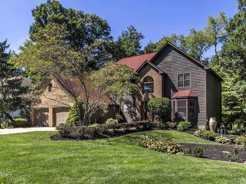 1st image of 611 Brook Run Dr