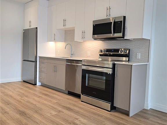 5th image of 525 New Dundee Rd #206