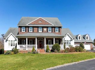 1134 Drager Rd, Columbia, PA 17512