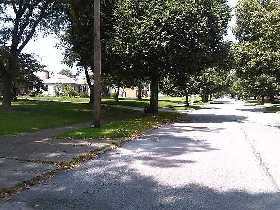 5th image of 4692 W 11th St