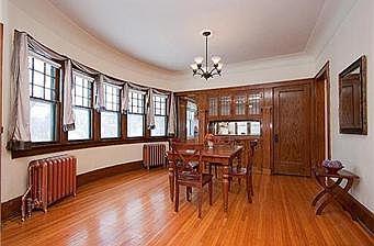 3rd image of 1627 Hague Ave