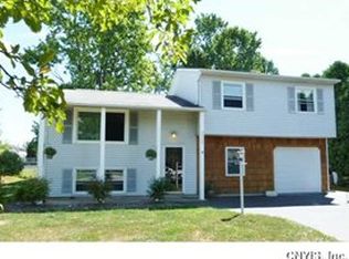 7757 Signet Ln, Cicero, NY 13039