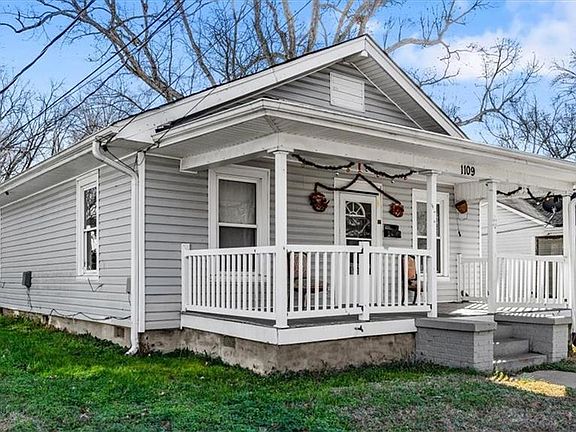 2nd image of 1109 Caldwell St