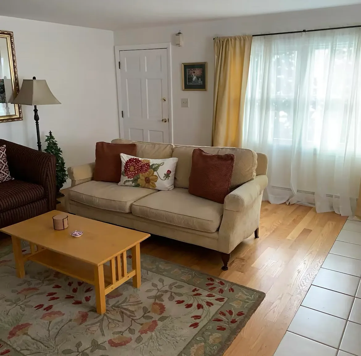 1 bed, 1300 sqft, $1,950 — Photo 2
