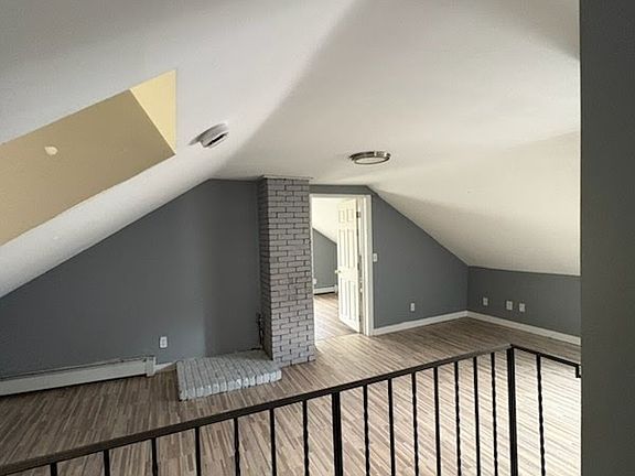 4th image of 25 Merrick St #3