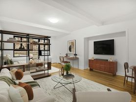 307 E 44th St