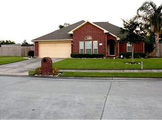 217 Green Isle Ave, Dickinson, TX 77539