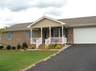 203 Eastland Ct, Cave City, KY 42127