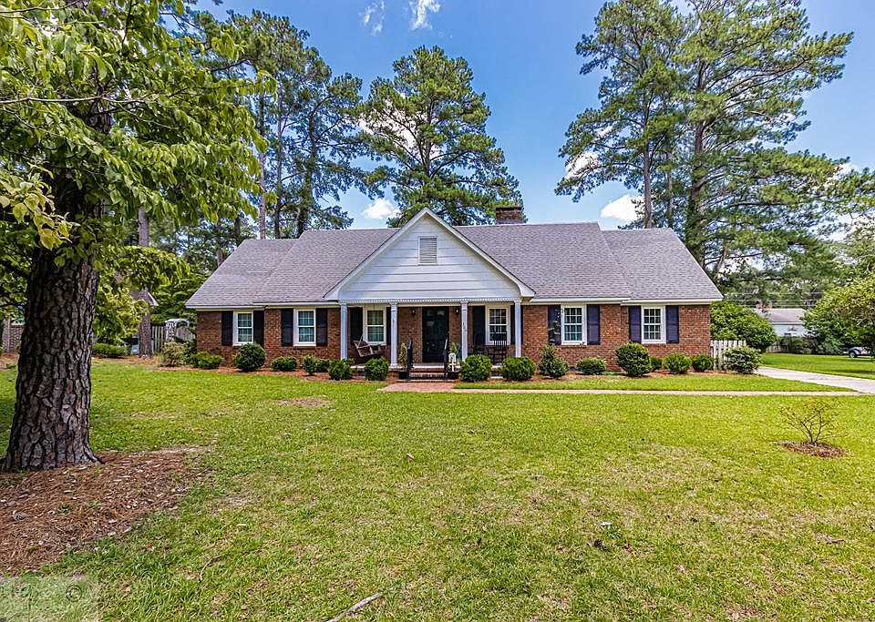 1st image of 306 Cashwell Dr