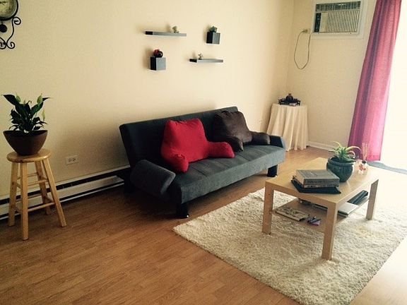 3rd image of 2317 N Neva Ave APT 303