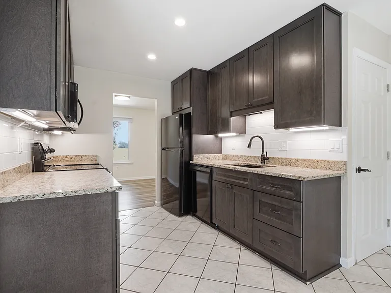 8487 Inspiration Ave — Photo 13