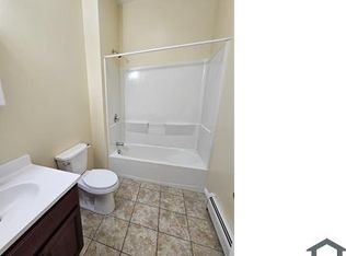 57 Hotchkiss St #1E, New Haven, CT 06511