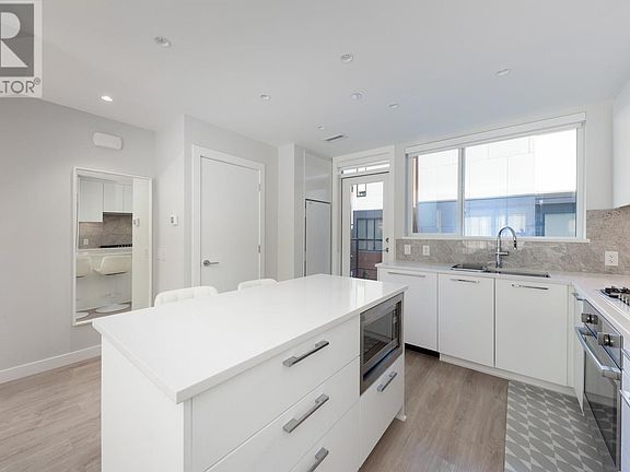 2nd image of 2728 Acadia Rd #Townhouse 27