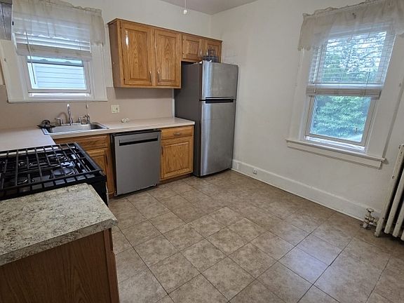 5th image of 29 Warman St