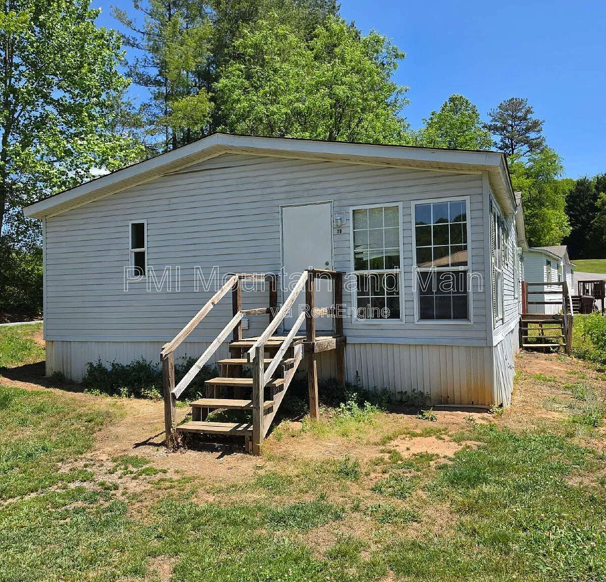 3 bed, 2.0 bath, $1,495 — Photo 2