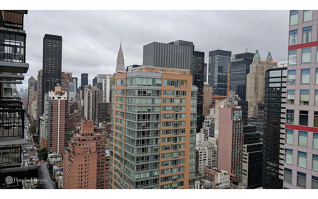 Sold by Douglas Elliman | media 21