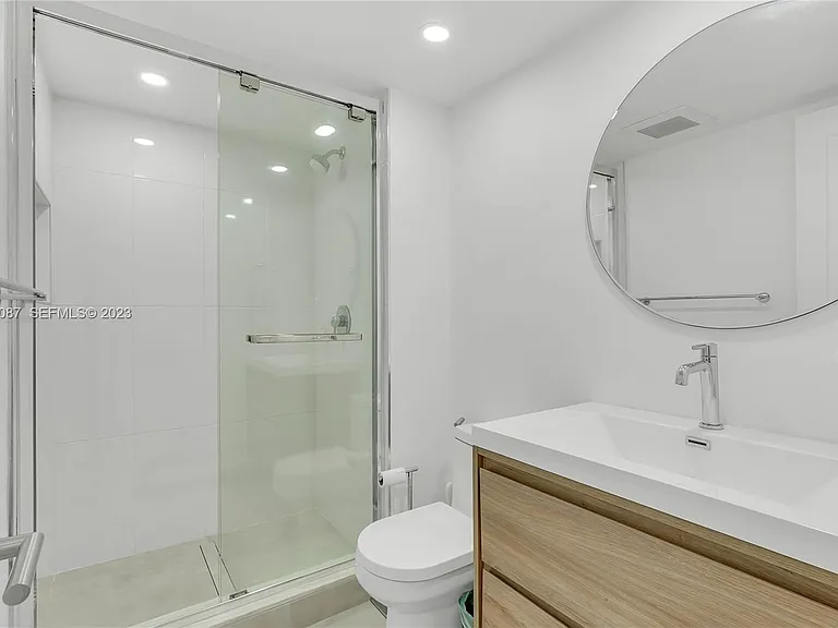 780 NE 69th St #1108 — Photo 20