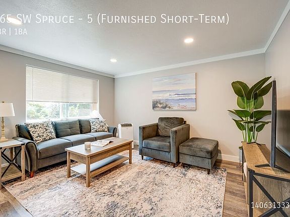 2nd image of 165 SW Spruce St APT 5