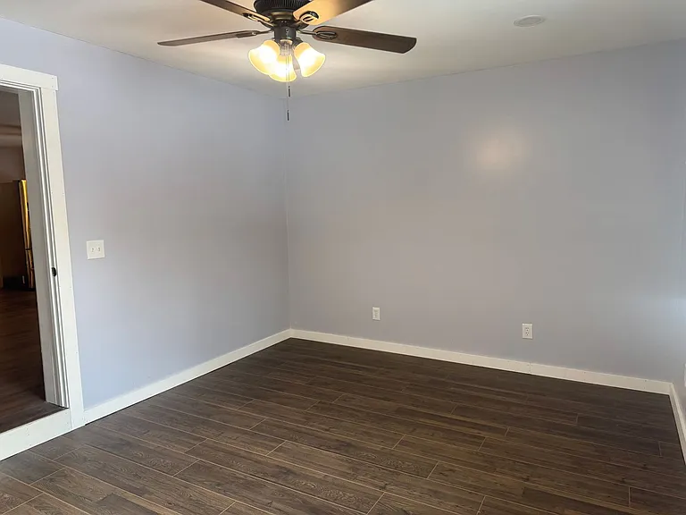 319 Victory Dr — Photo 6