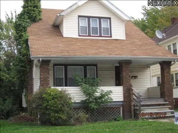 1749 Burgess Rd, Cleveland, OH 44112