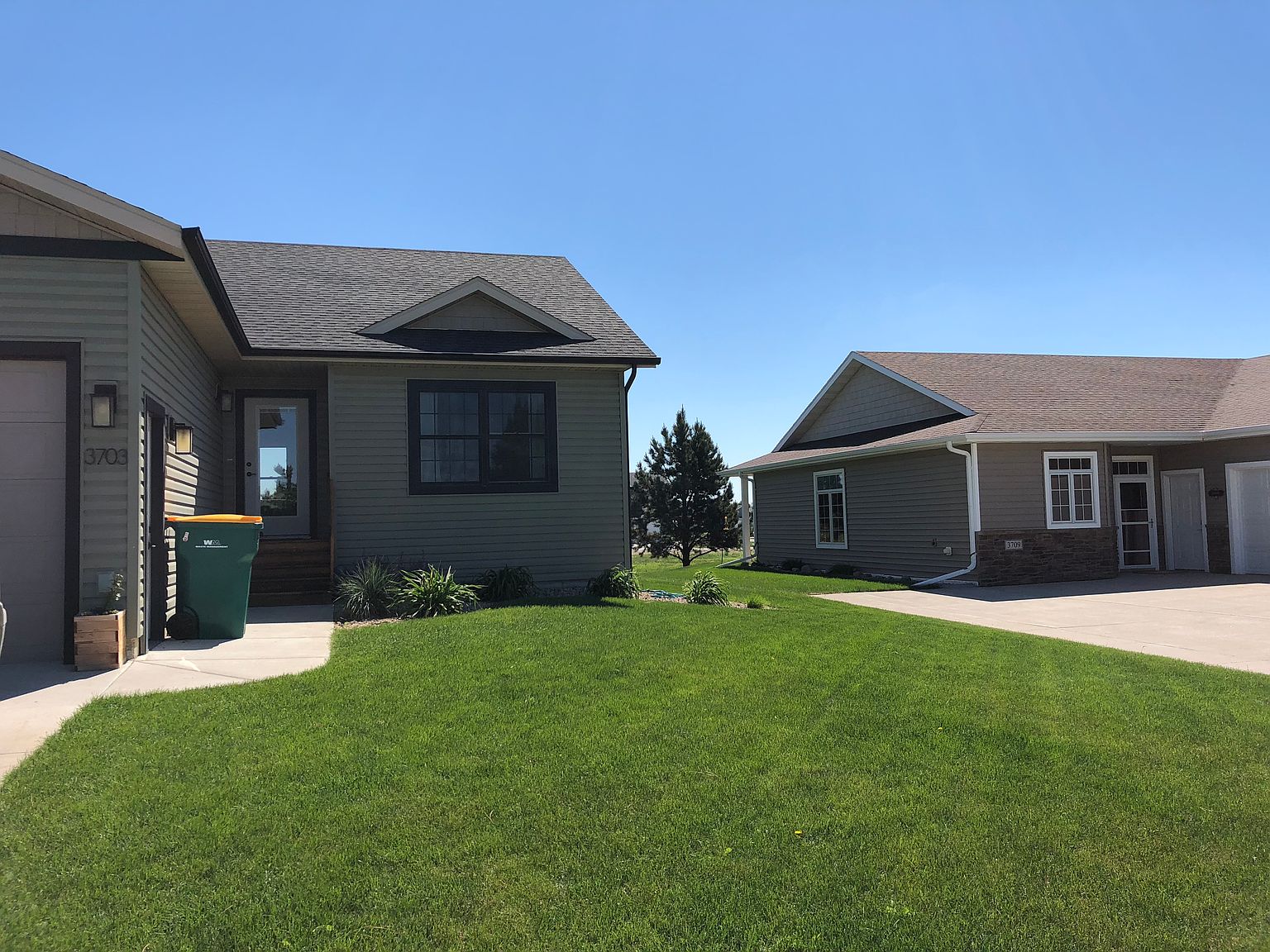 3703 Downing St, Bismarck, ND 58504 Zillow
