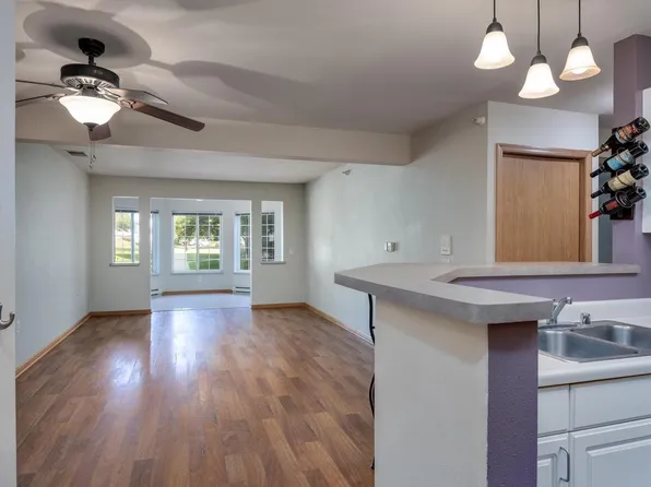 10 Kings Mill Circle #112, Madison, WI 53718