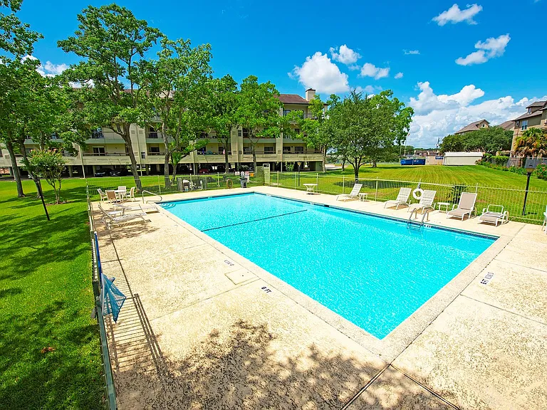 18809 Egret Bay Blvd #127 — Photo 7