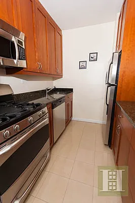 Rented by Halstead Real Estate | media 17