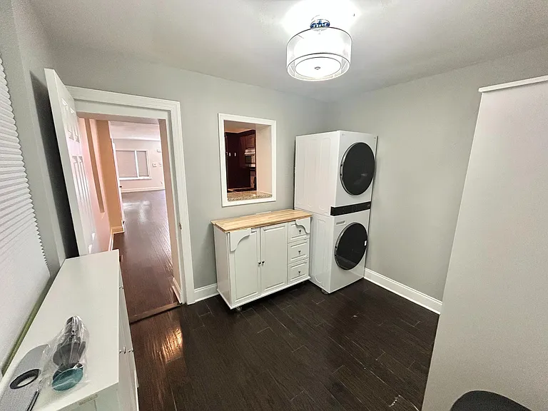 2545 Ellsworth St — Photo 5